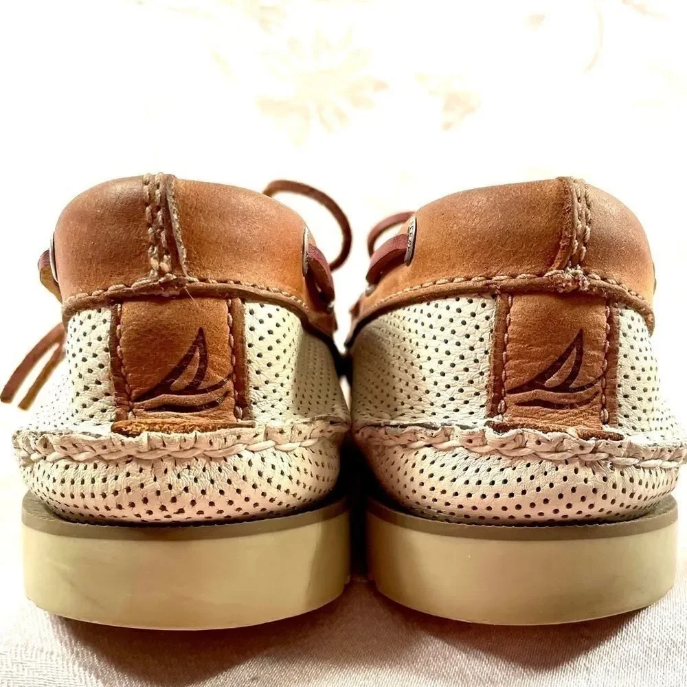 SPERRY TOP SIDERS SIZE 8M